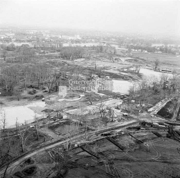 1962 Blick vom Donauturm nach Osten